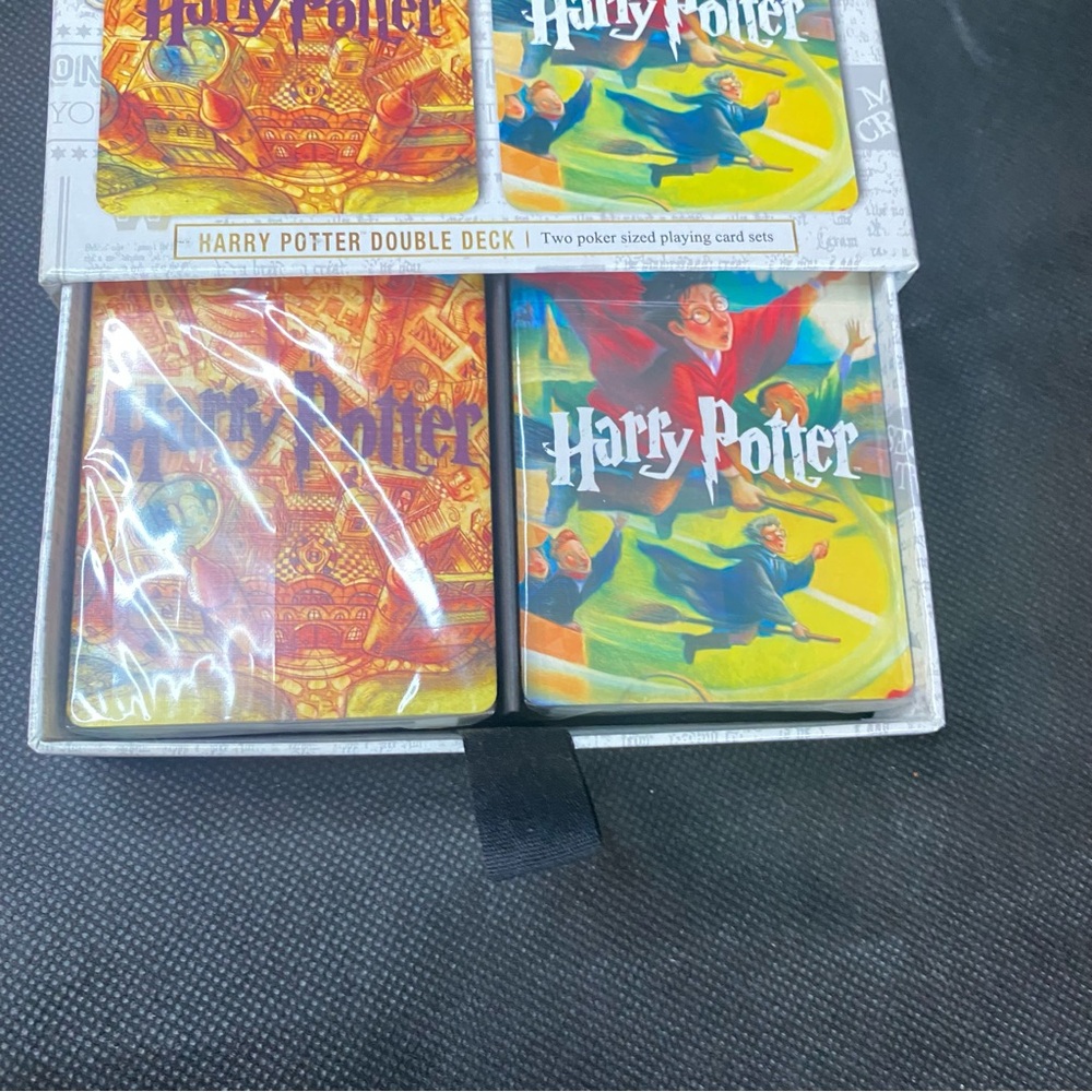 Harry Potter Double Deck Playing Cards - Picture 3 of 3